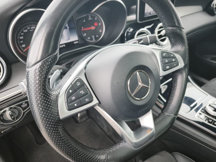 Mercedes-Benz GLC 220 d 4MATIC **AMG**PANORAMA**JAMSTVO**, 2018 god. - 14