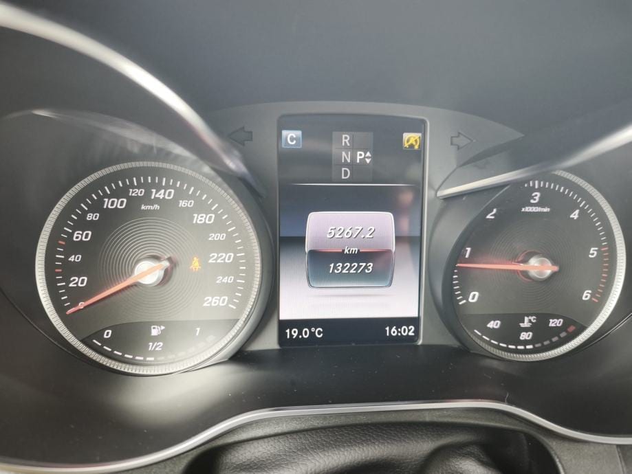 Mercedes-Benz GLC 220 d 4MATIC **AMG**PANORAMA**JAMSTVO**, 2018 god. - 15