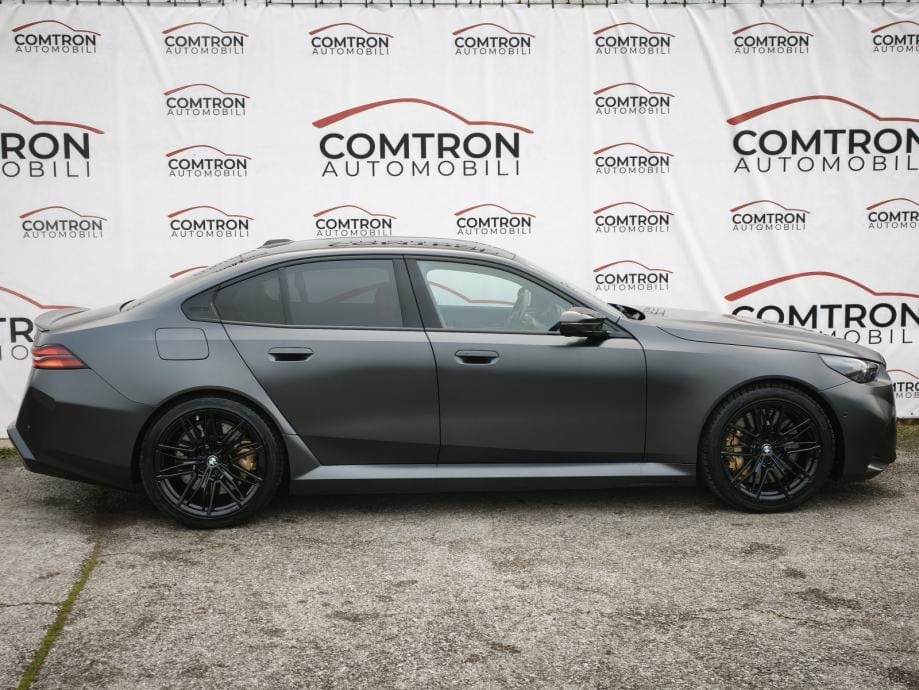 BMW M5 ULTIMATE PAKET*KERAMIČKE KOČNICE**INDIVIDUAL**FROZEN DEEP GREY*, 2024 god. - 4