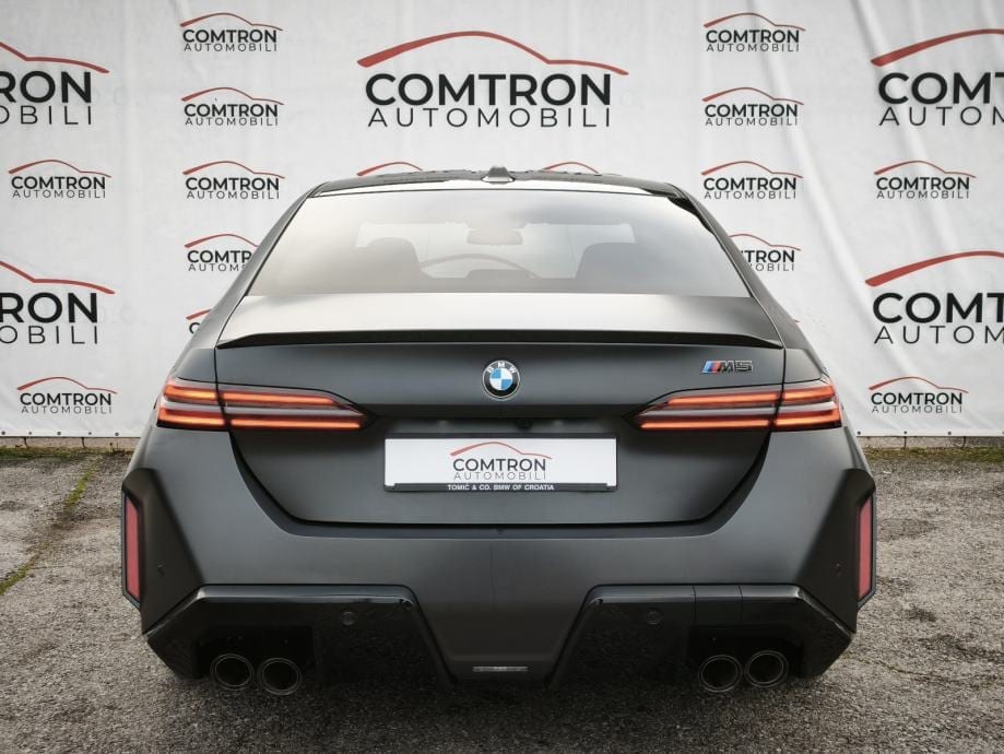 BMW M5 ULTIMATE PAKET*KERAMIČKE KOČNICE**INDIVIDUAL**FROZEN DEEP GREY*, 2024 god. - 5