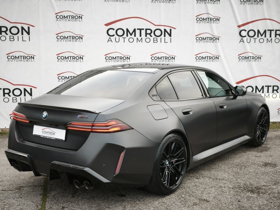 BMW M5 ULTIMATE PAKET*KERAMIČKE KOČNICE**INDIVIDUAL**FROZEN DEEP GREY*, 2024 god. - 6