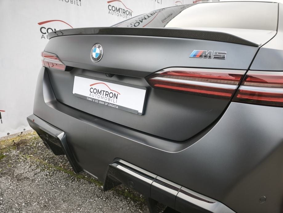 BMW M5 ULTIMATE PAKET*KERAMIČKE KOČNICE**INDIVIDUAL**FROZEN DEEP GREY*, 2024 god. - 10