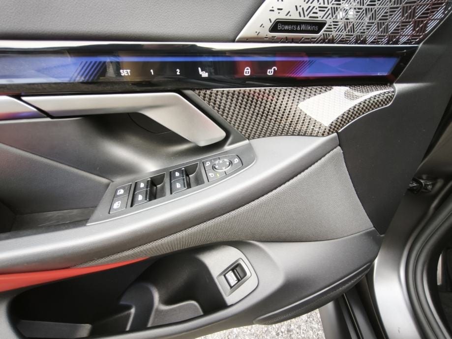 BMW M5 ULTIMATE PAKET*KERAMIČKE KOČNICE**INDIVIDUAL**FROZEN DEEP GREY*, 2024 god. - 26