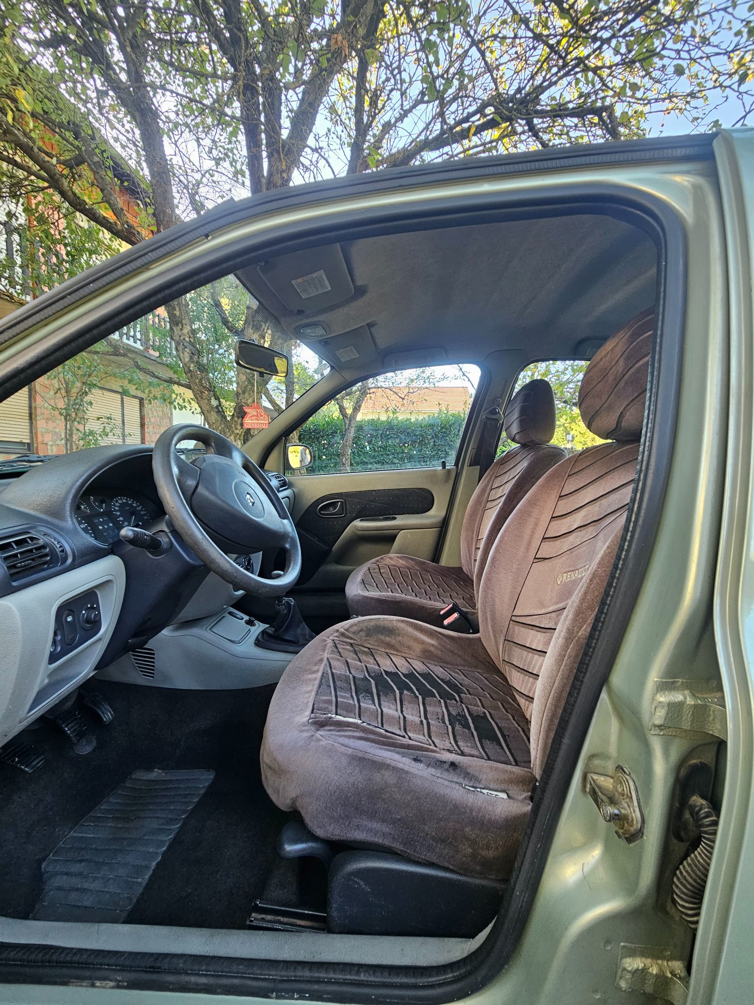 Renault Thalia 1.5 dCi - 6