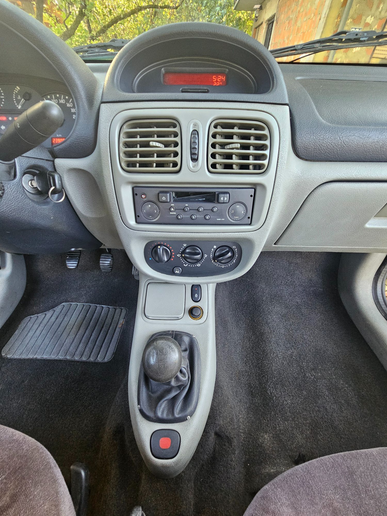 Renault Thalia 1.5 dCi - 8