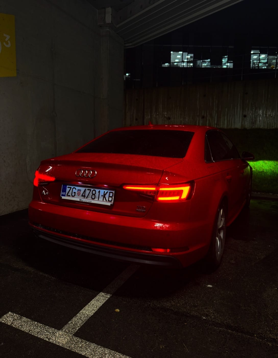AUDI A4 2.0 2018. - 5