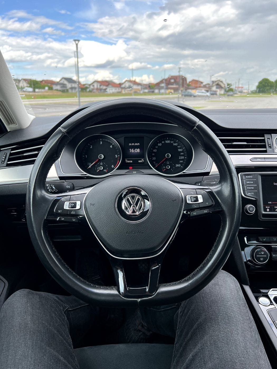 VW Passat 2.0 TDI DSG Highline - 11