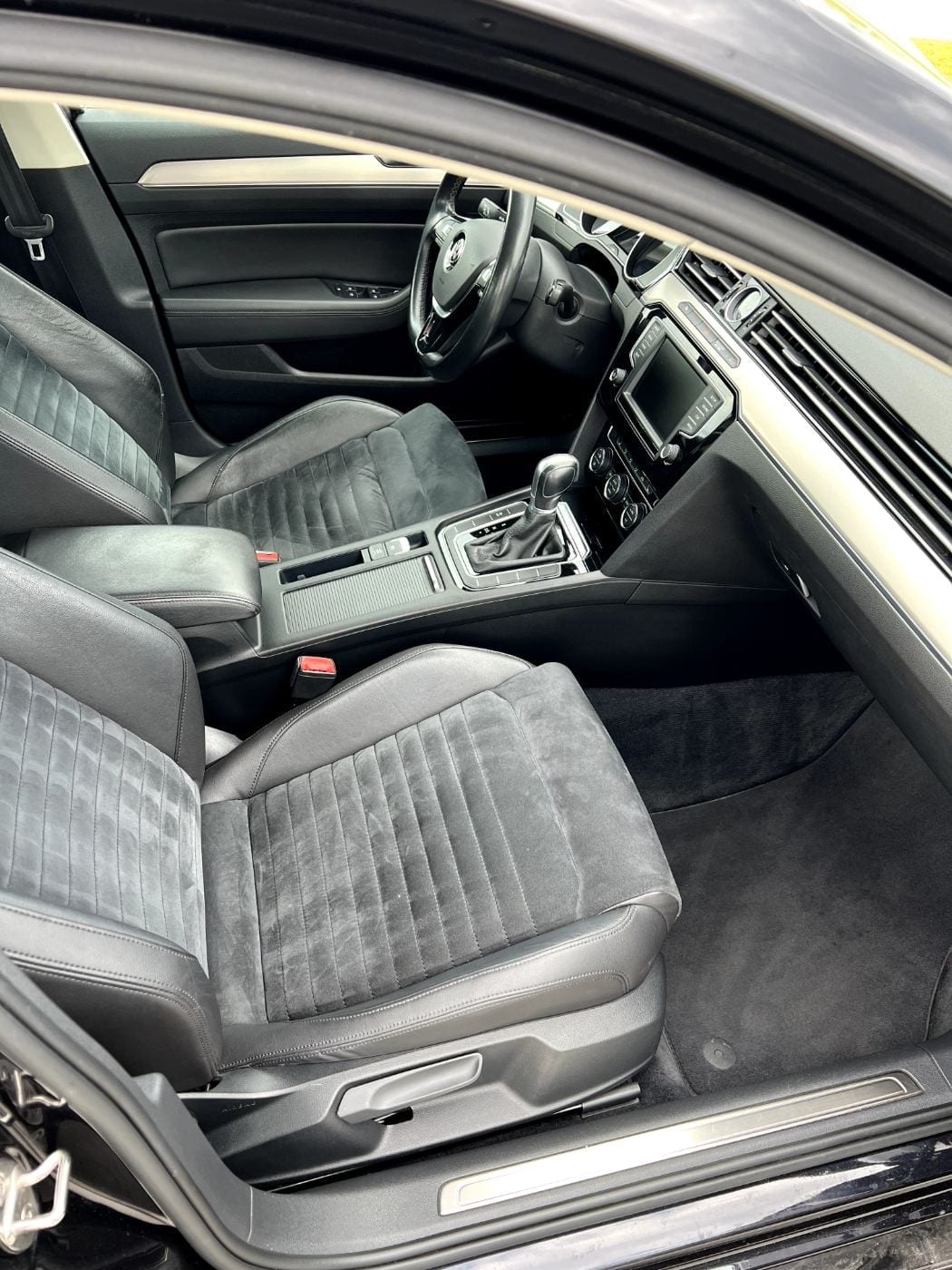 VW Passat 2.0 TDI DSG Highline - 17