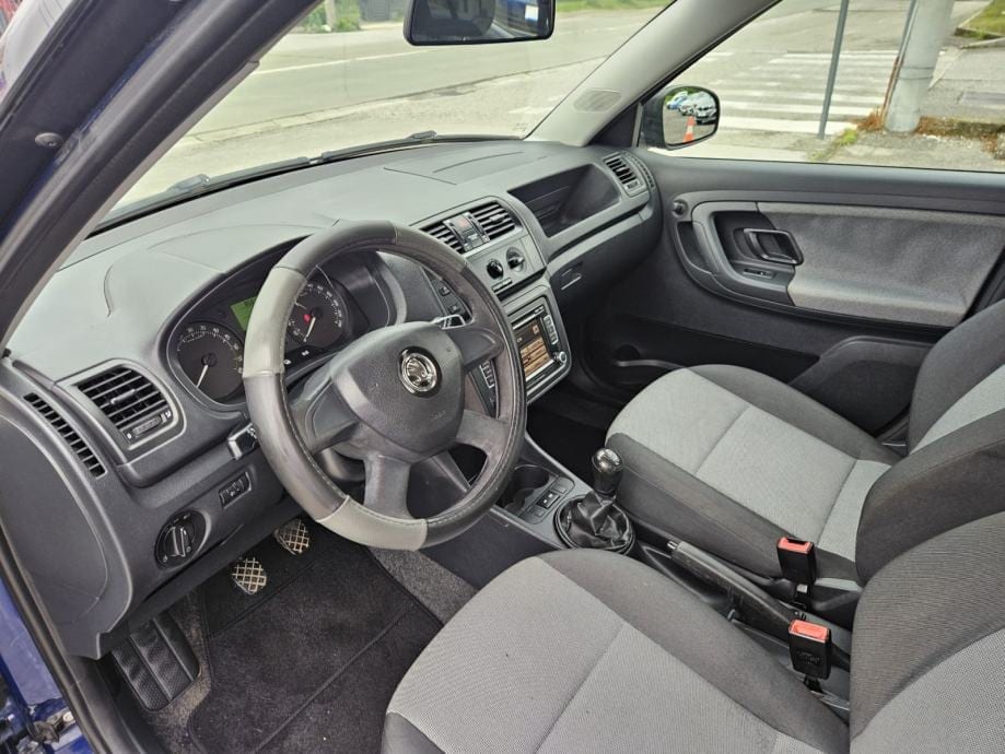 Škoda Fabia 1,6 TDI KLIMA,ALUMINISKI NAPLACI, 2013 god. - 13