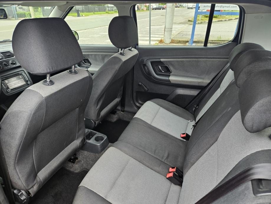 Škoda Fabia 1,6 TDI KLIMA,ALUMINISKI NAPLACI, 2013 god. - 17