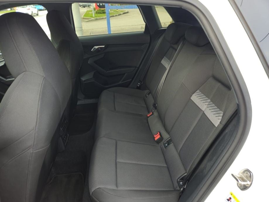 Audi A3 30 TDI ADVANCED,NAVI,PDC,ACC,LINE ASISTENT,GR.SJEDALA,PARK PIL, 2023 god. - 26