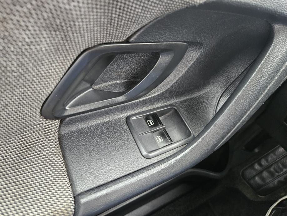 Škoda Fabia 1,6 TDI KLIMA,ALUMINISKI NAPLACI, 2013 god. - 19