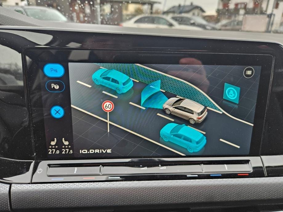VW Golf 8 2,0 TDI ACTIVE,NAVI,PDC,ACC,AMBIENT LIGHT,GR.SJEDIŠTA,MFV..., 2022 god. - 11
