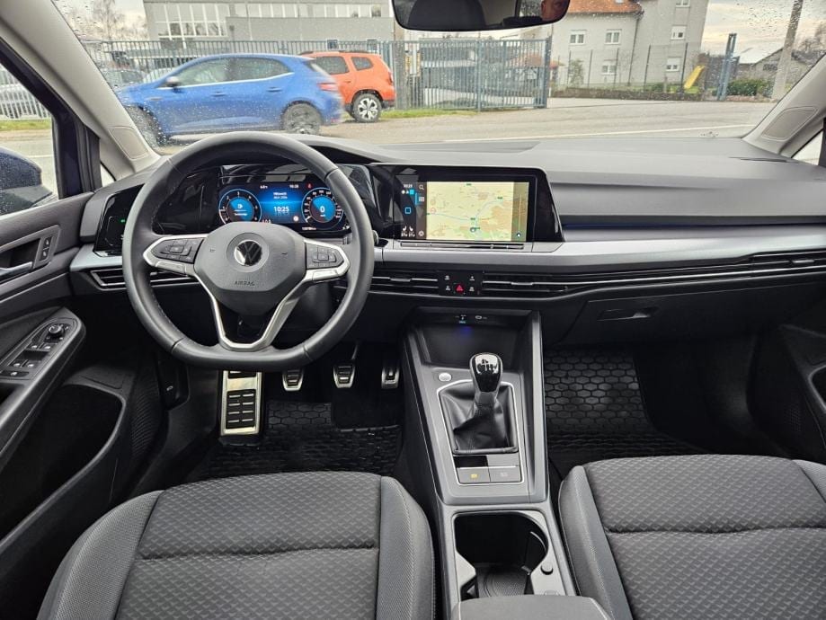 VW Golf 8 2,0 TDI ACTIVE,NAVI,PDC,ACC,AMBIENT LIGHT,GR.SJEDIŠTA,MFV..., 2022 god. - 15
