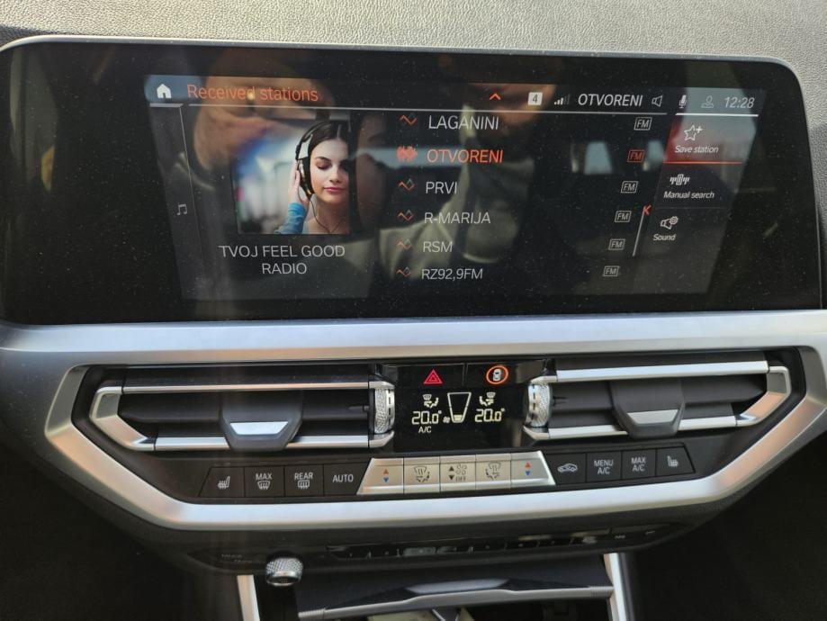 BMW serija 3 Touring 320d NAVI,HEAD UP,PDC,LED SVJETLA,VIRTUAL COCPIT, 2019 god. - 9