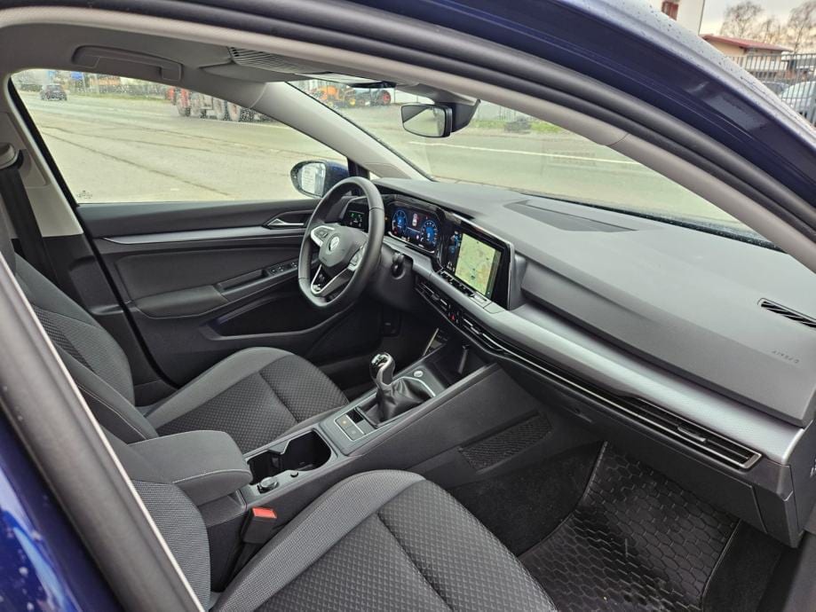 VW Golf 8 2,0 TDI ACTIVE,NAVI,PDC,ACC,AMBIENT LIGHT,GR.SJEDIŠTA,MFV..., 2022 god. - 22