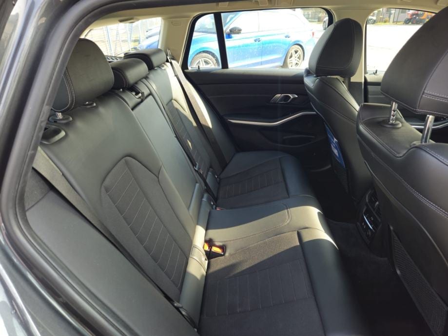 BMW serija 3 Touring 320d NAVI,HEAD UP,PDC,LED SVJETLA,VIRTUAL COCPIT, 2019 god. - 17
