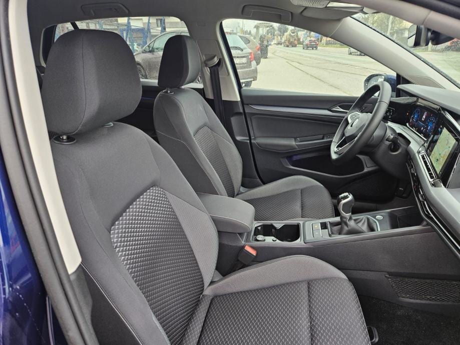 VW Golf 8 2,0 TDI ACTIVE,NAVI,PDC,ACC,AMBIENT LIGHT,GR.SJEDIŠTA,MFV..., 2022 god. - 27