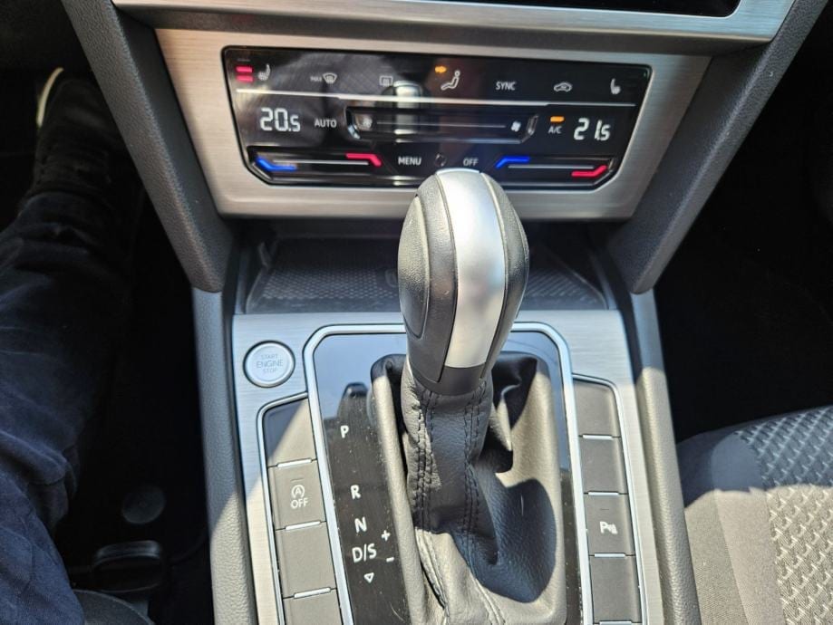 VW Passat Variant 2,0 TDI DSG,BUSINESS,NAVI,PDC,KAMERA STRAŽNJA,ACC..., 2024 god. - 8