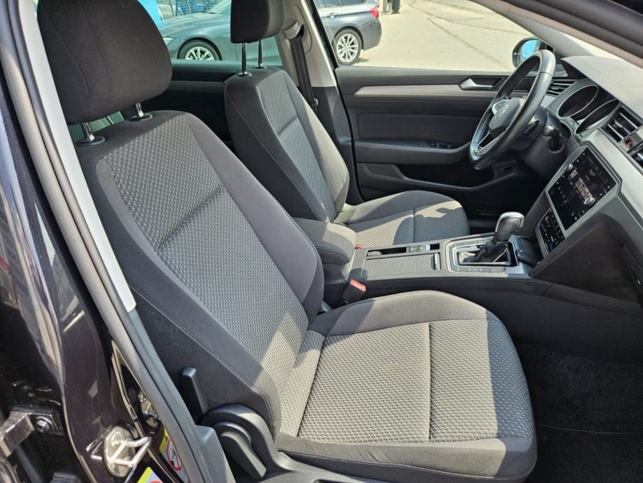 VW Passat Variant 2,0 TDI DSG,BUSINESS,NAVI,PDC,KAMERA STRAŽNJA,ACC..., 2024 god. - 12