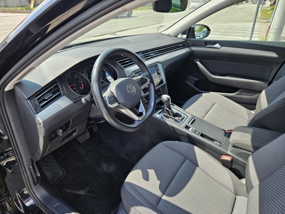 VW Passat Variant 2,0 TDI DSG,BUSINESS,NAVI,PDC,KAMERA STRAŽNJA,ACC..., 2024 god. - 24