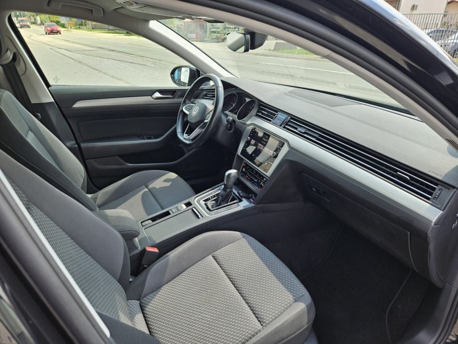 VW Passat Variant 2,0 TDI DSG,BUSINESS,NAVI,PDC,KAMERA STRAŽNJA,ACC..., 2024 god. - 23