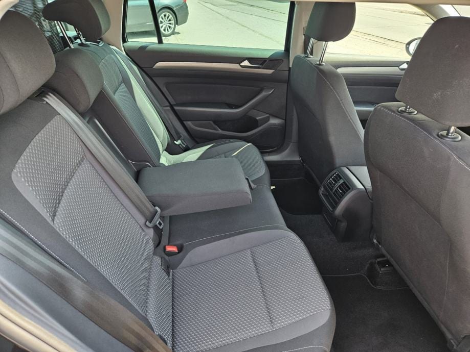VW Passat Variant 2,0 TDI DSG,BUSINESS,NAVI,PDC,KAMERA STRAŽNJA,ACC..., 2024 god. - 25
