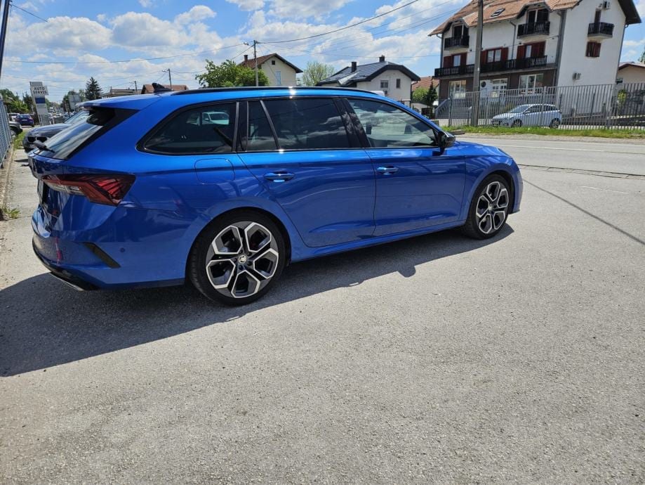 Škoda Octavia Combi 2,0 TDI RS-DSG,NAVI,ACC,KAMERA,KOŽA,HEAD UP,...
