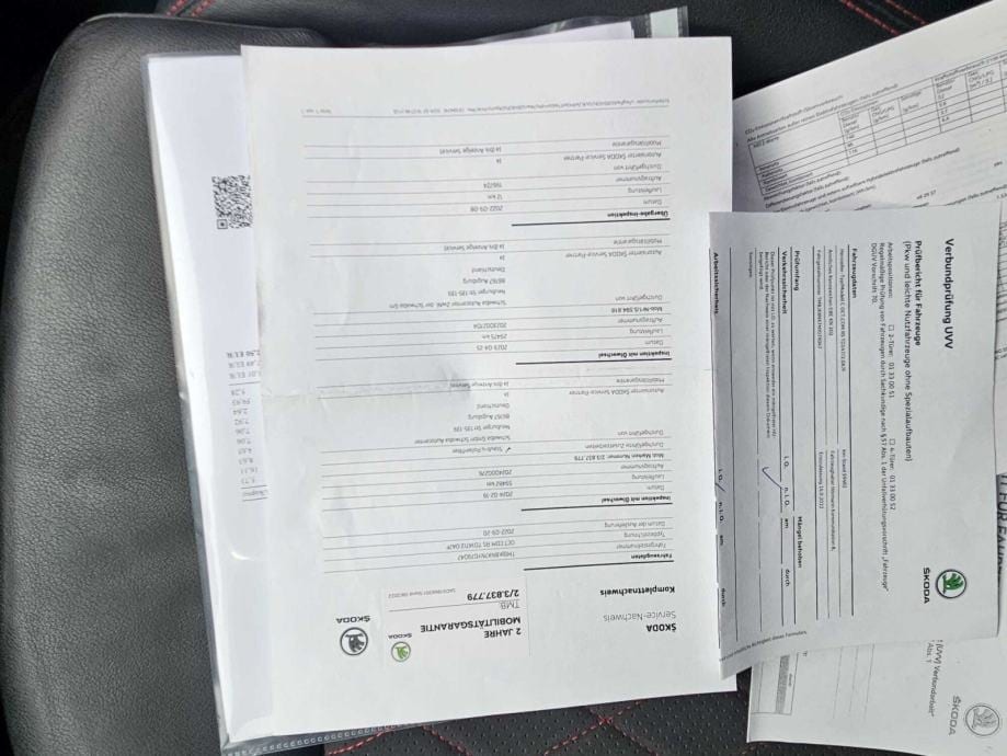 Škoda Octavia Combi 2,0 TDI RS-DSG,NAVI,ACC,KAMERA,KOŽA,HEAD UP,... - 13