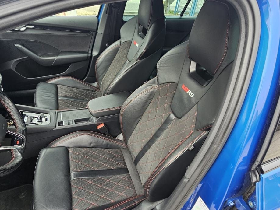 Škoda Octavia Combi 2,0 TDI RS-DSG,NAVI,ACC,KAMERA,KOŽA,HEAD UP,... - 17