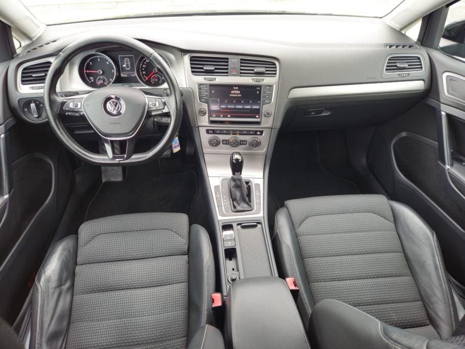 VW Golf 7 1,6 TDI DSG,COMFORTLINE,NAVI,PDC,PARK PILOT,MFV,SPOR.SJEDALA, 2015 god. - 13