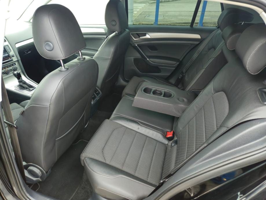 VW Golf 7 1,6 TDI DSG,COMFORTLINE,NAVI,PDC,PARK PILOT,MFV,SPOR.SJEDALA, 2015 god. - 17