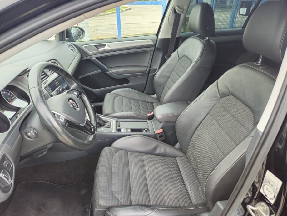 VW Golf 7 1,6 TDI DSG,COMFORTLINE,NAVI,PDC,PARK PILOT,MFV,SPOR.SJEDALA, 2015 god. - 22