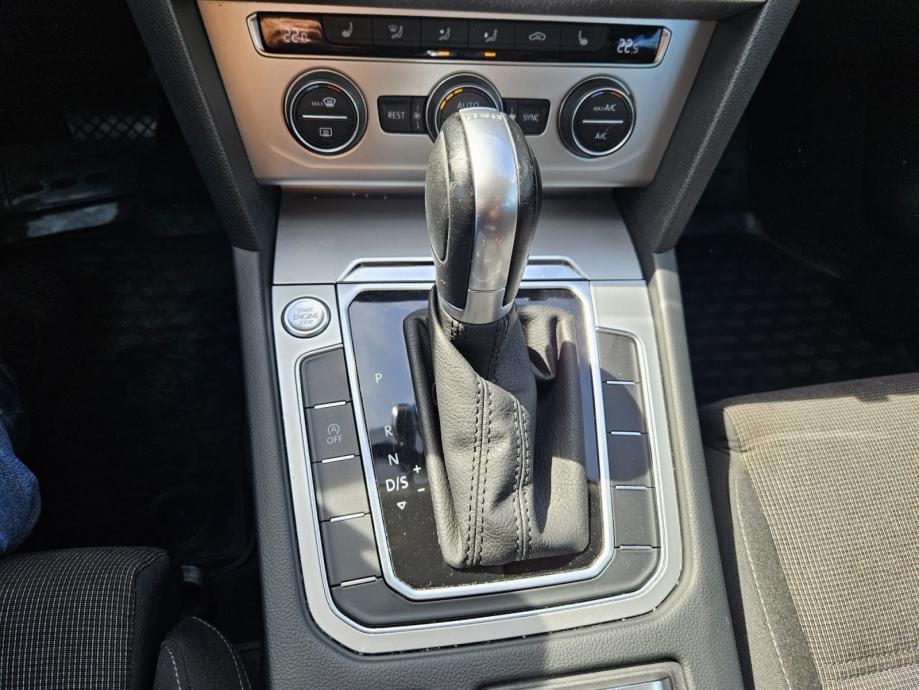 VW Passat Variant 2,0 TDI COMFORTLINE,DSG,NAVI,PDC,RADAR,PDC,MFV..., 2018 god. - 8