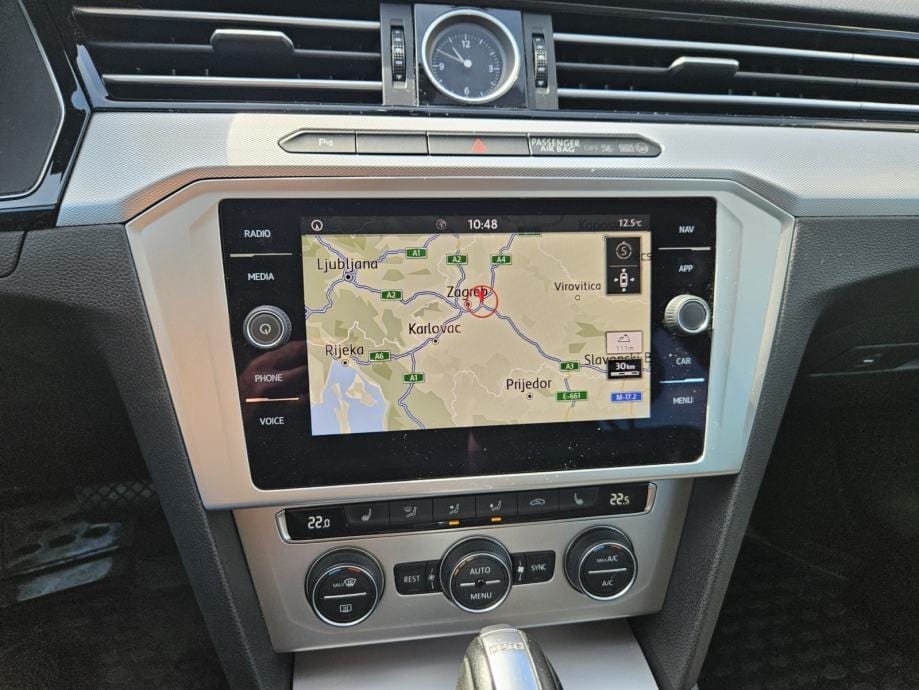 VW Passat Variant 2,0 TDI COMFORTLINE,DSG,NAVI,PDC,RADAR,PDC,MFV..., 2018 god. - 9