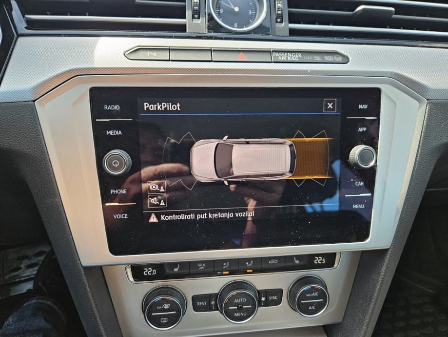 VW Passat Variant 2,0 TDI COMFORTLINE,DSG,NAVI,PDC,RADAR,PDC,MFV..., 2018 god. - 10