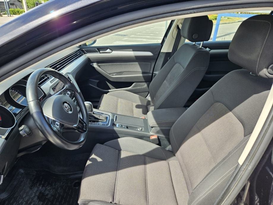 VW Passat Variant 2,0 TDI COMFORTLINE,DSG,NAVI,PDC,RADAR,PDC,MFV..., 2018 god. - 15