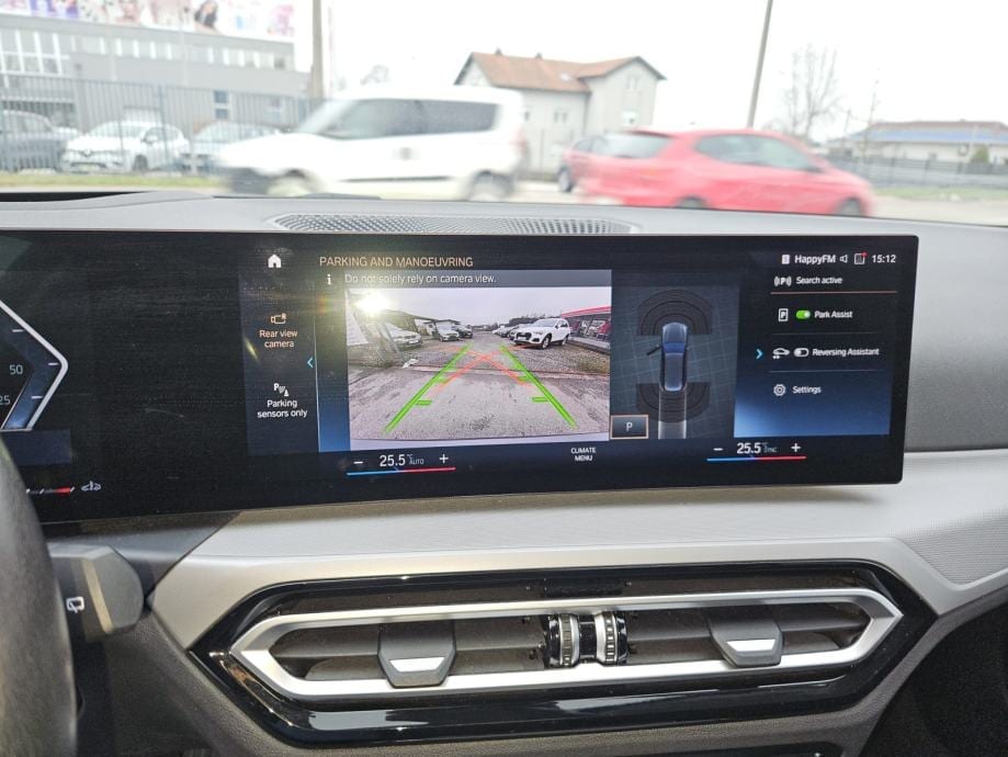 BMW 318D Touring, AUTOMATIK,HEAD UP,VIRTUAL KOKPIT,NAVI,KAMERA,PDC,.., 2023 god. - 12
