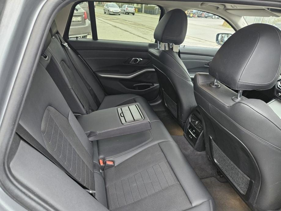 BMW 318D Touring, AUTOMATIK,HEAD UP,VIRTUAL KOKPIT,NAVI,KAMERA,PDC,.., 2023 god. - 18