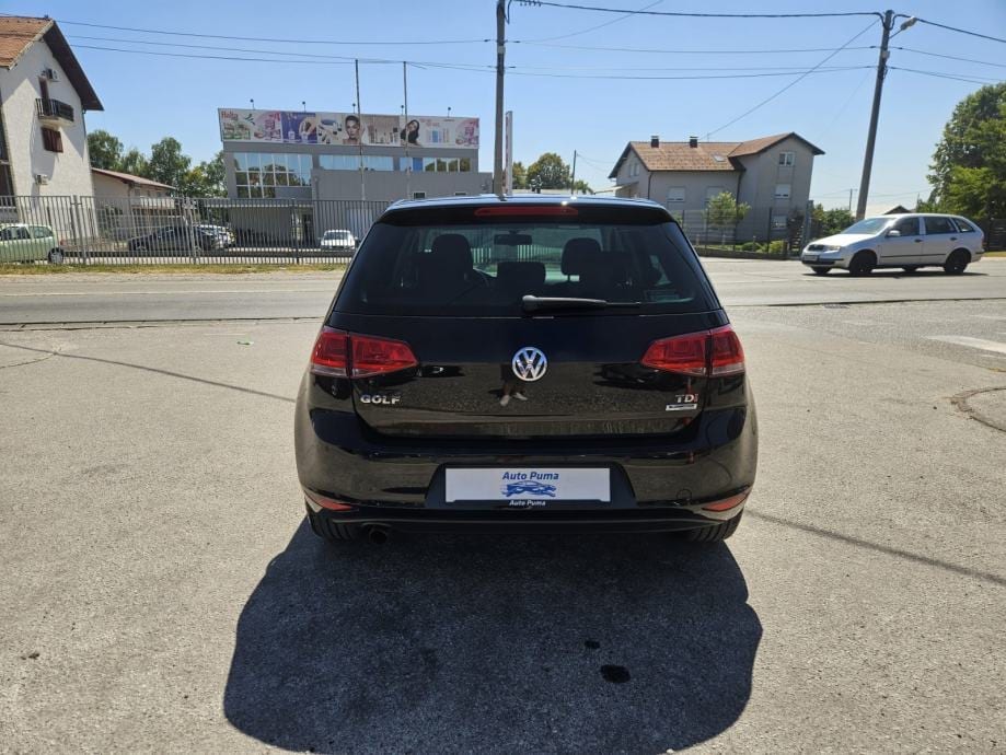 VW Golf 7 1,6 TDI LOUNGE,AUTOMATSKA KLIMA,PDC,GR.SJEDALA,MFV..., 2016 god.