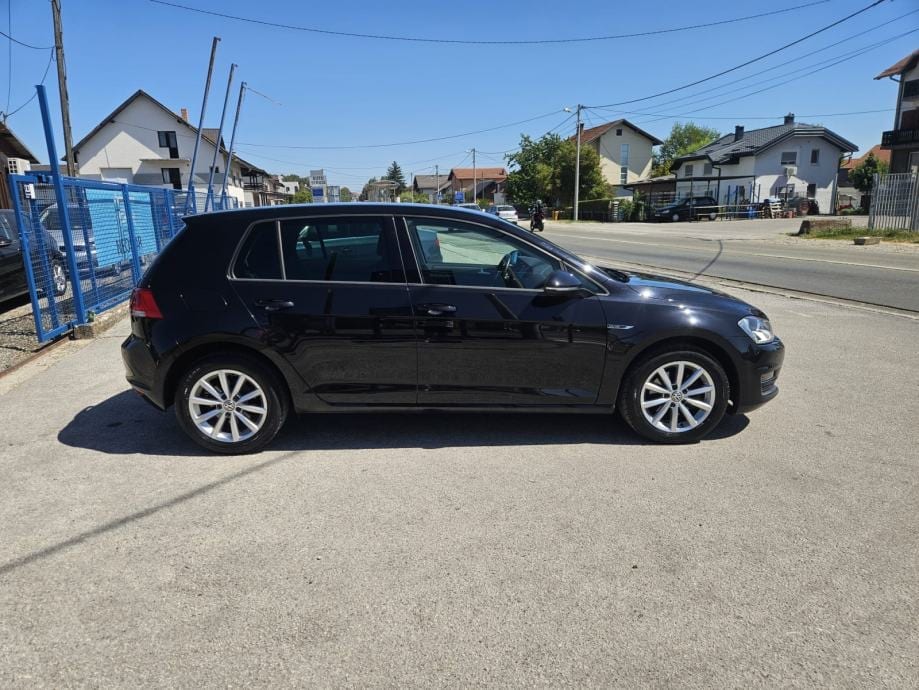 VW Golf 7 1,6 TDI LOUNGE,AUTOMATSKA KLIMA,PDC,GR.SJEDALA,MFV..., 2016 god. - 7