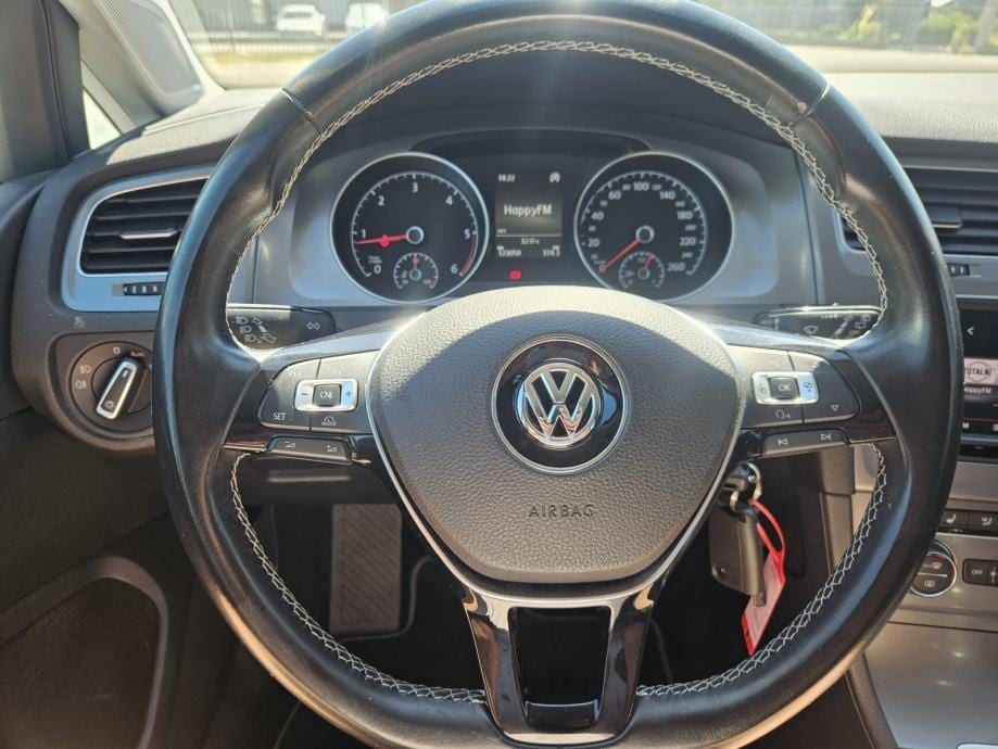 VW Golf 7 1,6 TDI LOUNGE,AUTOMATSKA KLIMA,PDC,GR.SJEDALA,MFV..., 2016 god. - 18