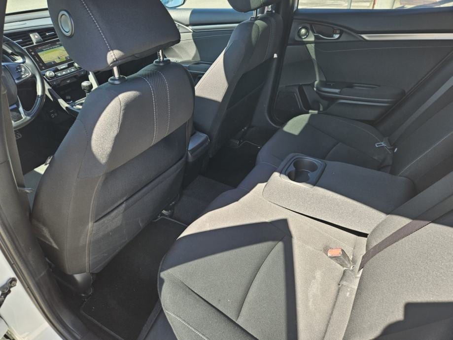 Honda Civic 1,0T VTEC,NAVIGACIJA,PDC,STRAŽNJA KAMERA,PANORAMA,ACC, 2018 god. - 16