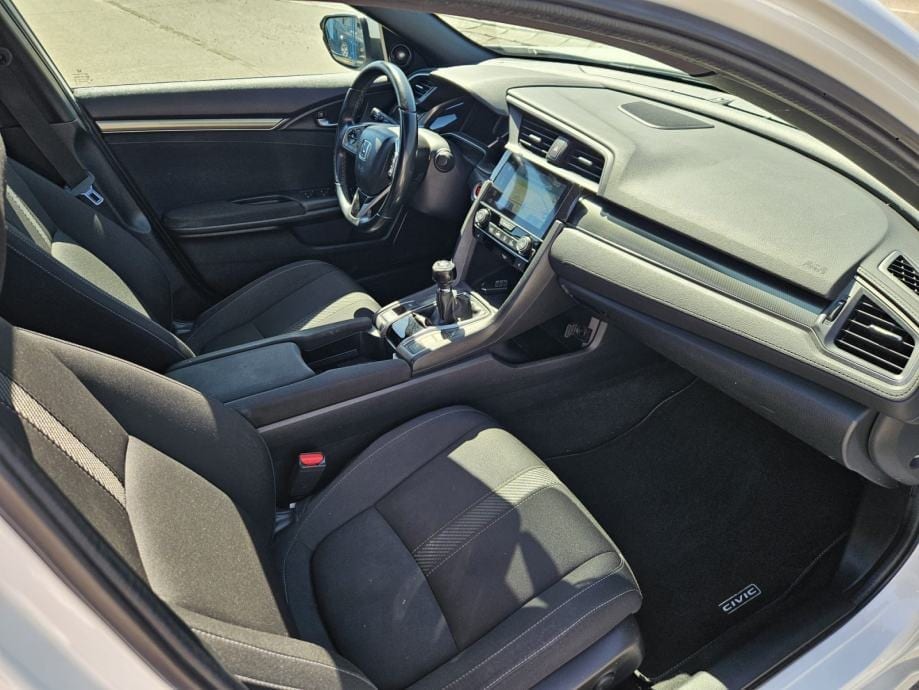 Honda Civic 1,0T VTEC,NAVIGACIJA,PDC,STRAŽNJA KAMERA,PANORAMA,ACC, 2018 god. - 18