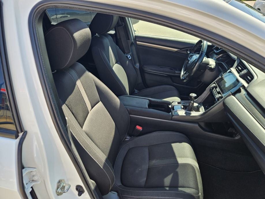 Honda Civic 1,0T VTEC,NAVIGACIJA,PDC,STRAŽNJA KAMERA,PANORAMA,ACC, 2018 god. - 20