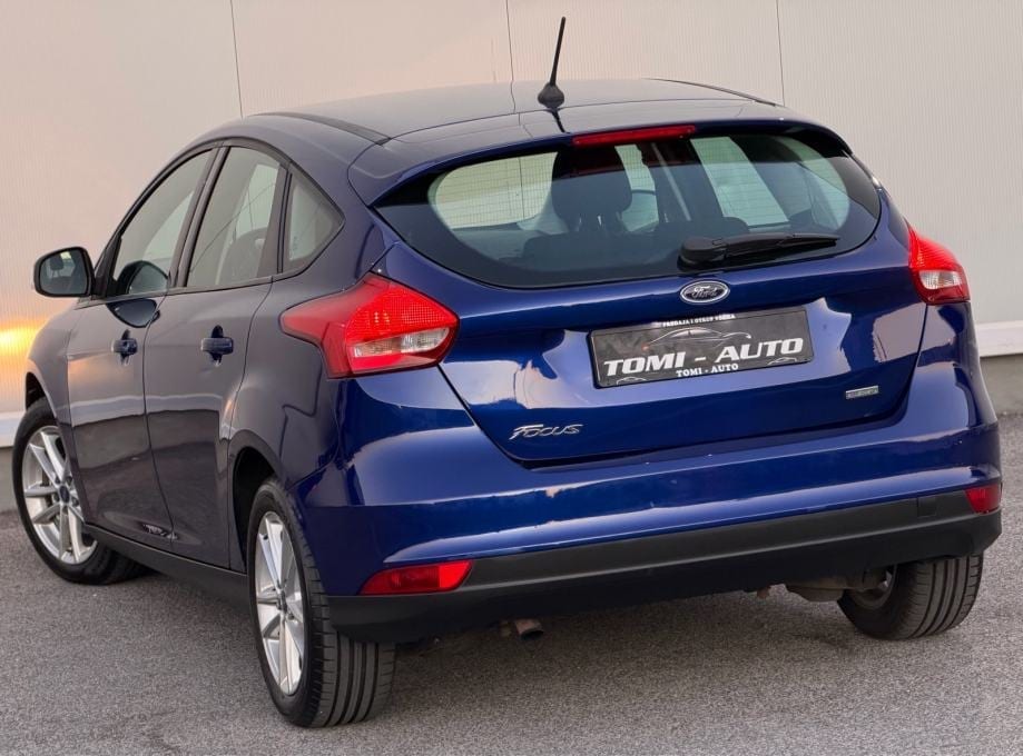 FORD FOCUS 1.0GTDI-HR.AUTO-1.VLASNIK-REGISTRIRAN-TEMPOMAT-KLIMA-, 2018 god. - 5