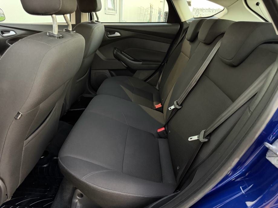 FORD FOCUS 1.0GTDI-HR.AUTO-1.VLASNIK-REGISTRIRAN-TEMPOMAT-KLIMA-, 2018 god. - 16
