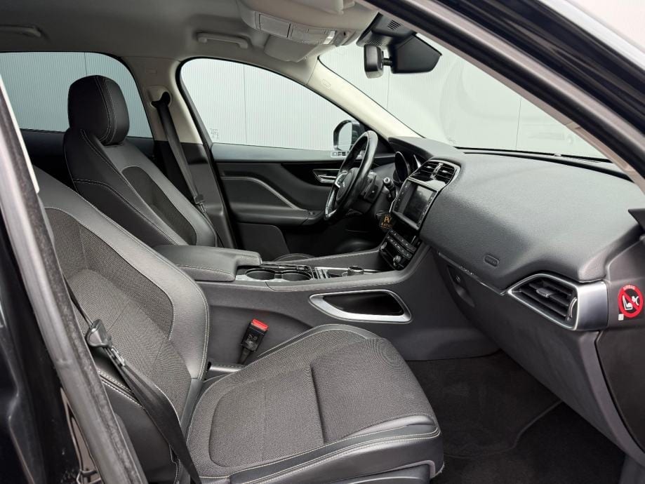 JAGUAR F-Pace 2.0 D☆R-SPORT☆AUTOMATIK☆4X4☆PDC☆XENON☆ALU☆ODLIČNO STANJE, 2016 god. - 11