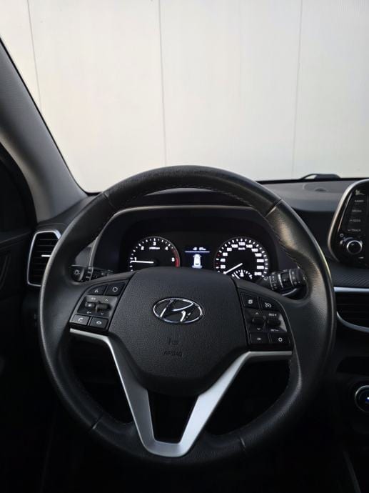 HYUNDAI TUCSON 1.6 CRDI☆4X4☆KUKA☆1.VL.☆HR.AUTO☆100 KW☆KRELL☆LED☆, 2019 god. - 19