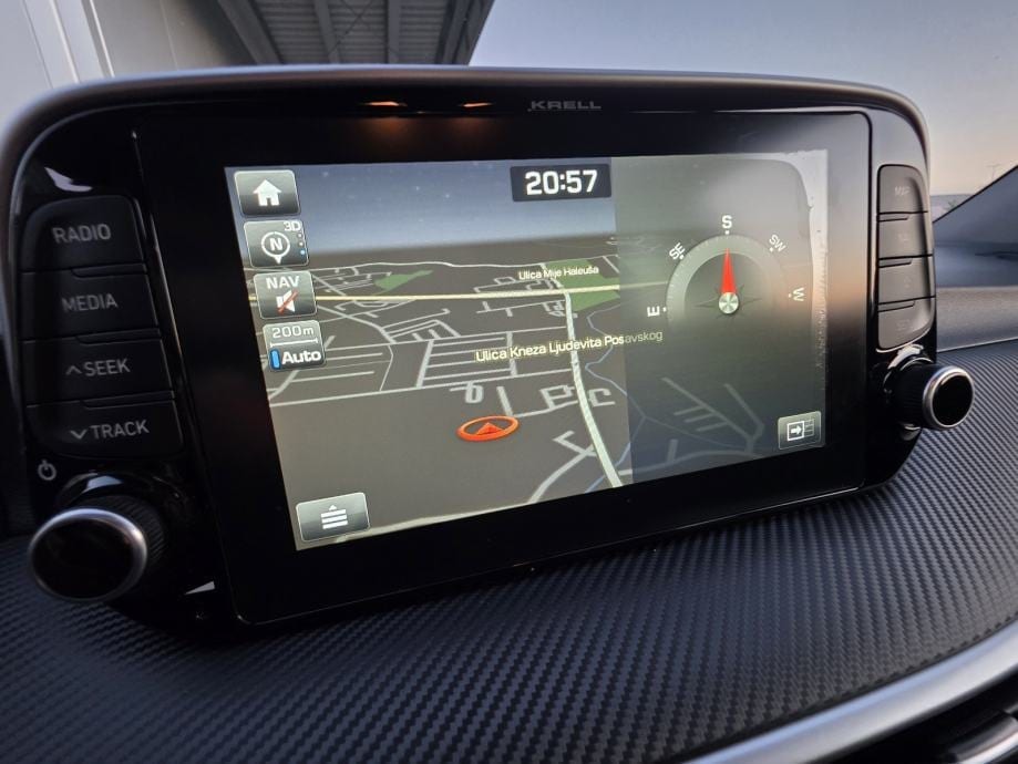 HYUNDAI TUCSON 1.6 CRDI☆4X4☆KUKA☆1.VL.☆HR.AUTO☆100 KW☆KRELL☆LED☆, 2019 god. - 25